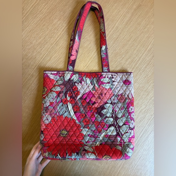 Vera Bradley Floral Quilted Tote Bag - Picture 4 of 6